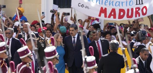 Nicolás Maduro jura como presidente de Venezuela mientras Edmundo González sigue en RD